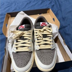 Nike Air Sneakers - Travis Scott Mocha